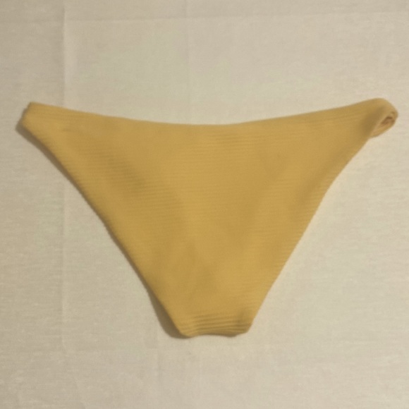 L*SPACE Women's SOLE BOTTOM CLA Ribbed Bikini Bottom - Picture 2 of 3